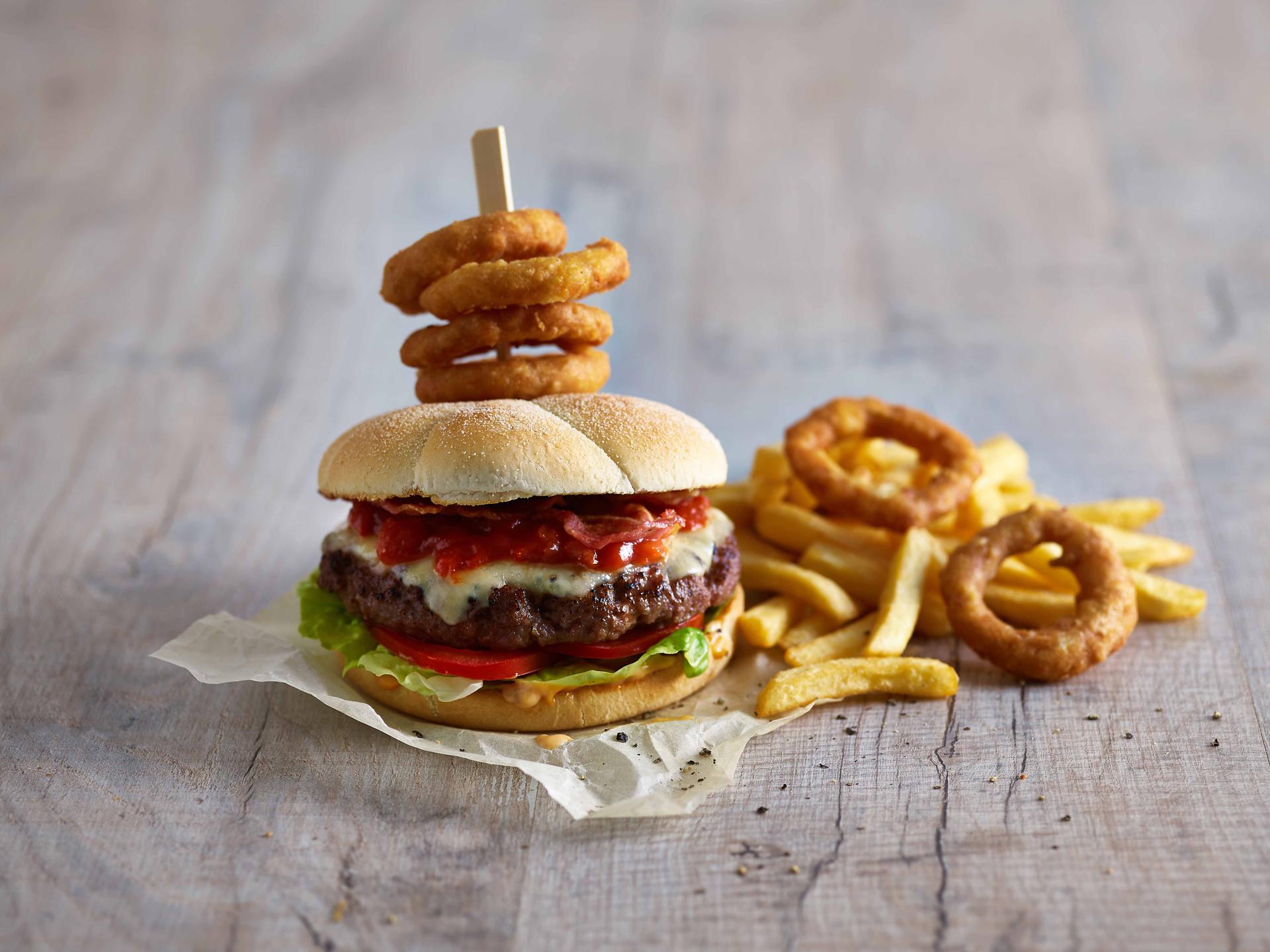 805871-super-crunch-803287-battered-onion-rings-fast-food-burger_final.jpg